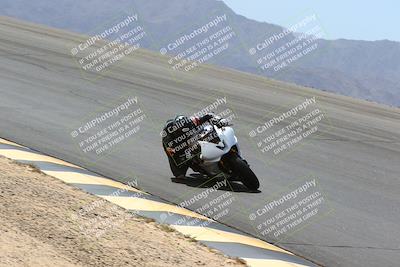 media/Apr-10-2022-SoCal Trackdays (Sun) [[f104b12566]]/Bowl (11am)/